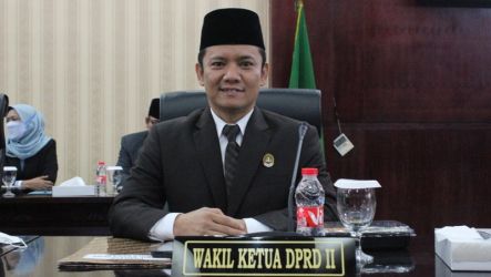 Wakil Ketua II DPRD Kota Bekasi, H Edi. -