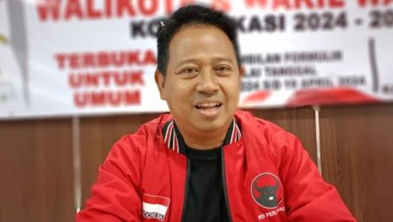Anggota Komisi IV DPRD Kota Bekasi, Heri Purnomo. ----